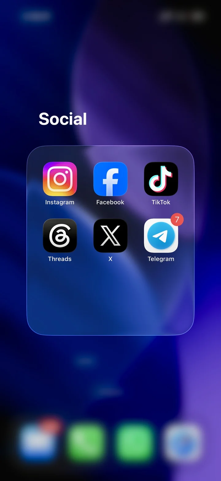 Social apps available before prayer