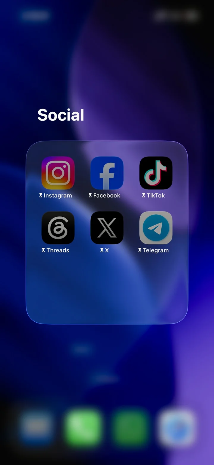 Social apps blocked during prayer